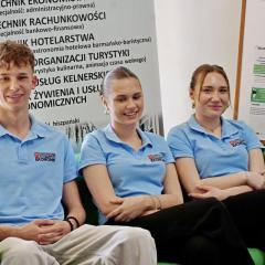 Uczniowie IV i V LO oraz Zespołu Szkół Ekonomicznych w Kielcach zgłaszają projekty w ramach Młodzieżowego Budżetu Obywatelskiego - każda szkoła ma 6 tys. zł na realizację swoich pomysłów 🙂 To nagroda za najwyższą frekwencję w wyborach do Młodzieżowej Rady Miasta.